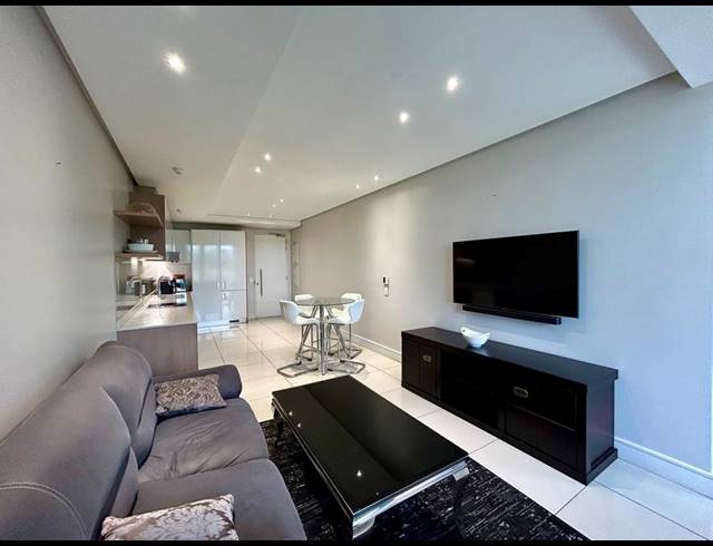 1 BEDROOM APARTMENT FOR SALE IN SANDOWN